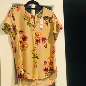 Never worn NY&CO ladies blouse